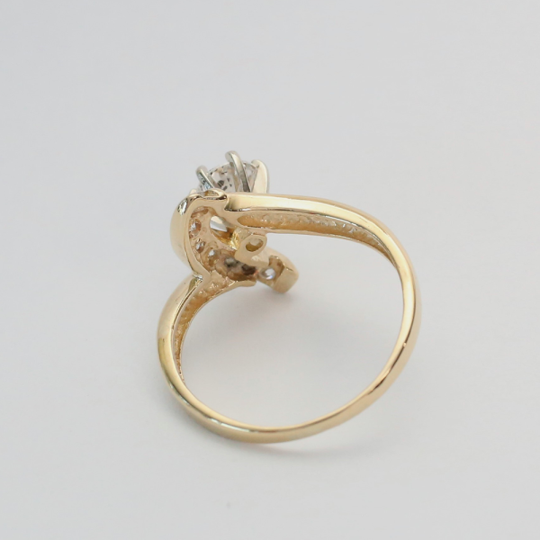 Inel cu Diamante din Aur Galben 14k