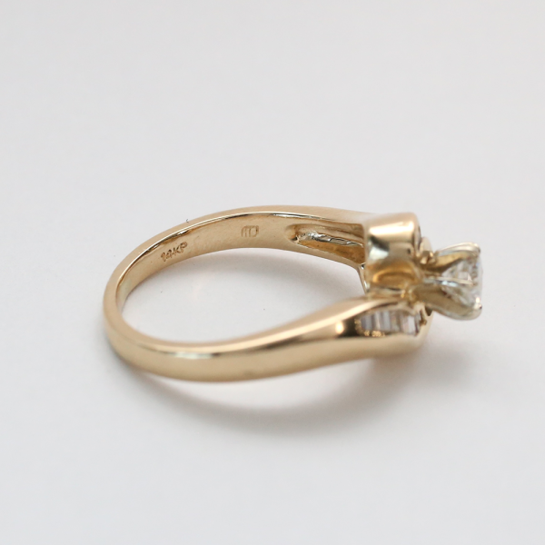 Set cu Diamante din Aur Galben 14k