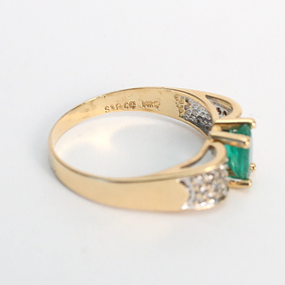 Inel cu Smarald Și Diamante din Aur Galben 14k