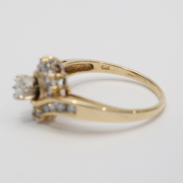 Inel cu Diamante din Aur Galben 14k