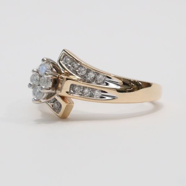 Inel cu Diamante din Aur Galben 14k