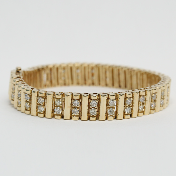 Brăţară Largă cu Diamante din Aur Galben 14k