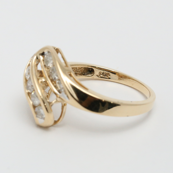 Inel cu Diamante din Aur Galben 14k