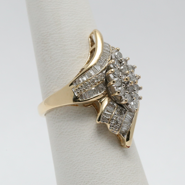 Inel de Cocktail cu Diamante din Aur Galben 10k