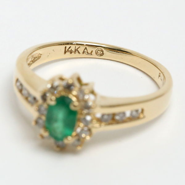 Inel cu Smarald & Diamante din Aur Galben 14k