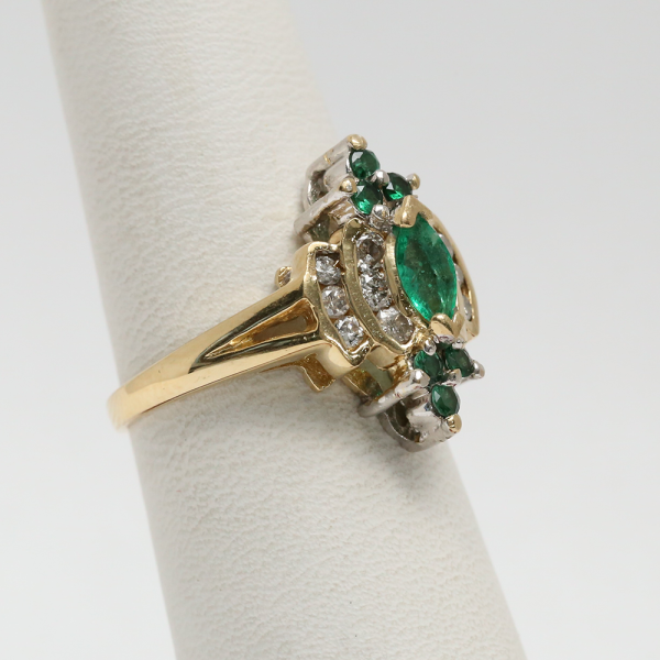 Inel cu Diamante din Aur Galben 14k