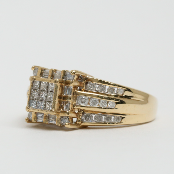 Inel cu Diamante din Aur Galben 10k