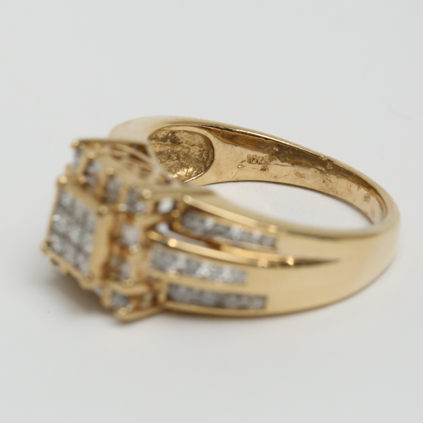 Inel cu Diamante din Aur Galben 10k