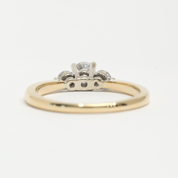 Inel cu Trei Diamante din Aur Galben 14k