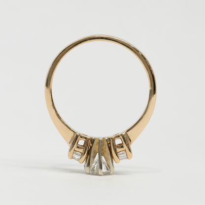 Inel cu Trei Diamante din Aur Galben 14k