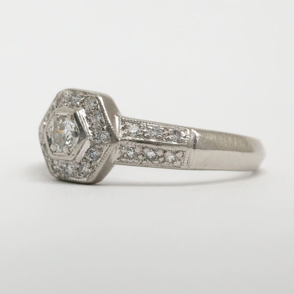 Inel cu Diamante din Platină