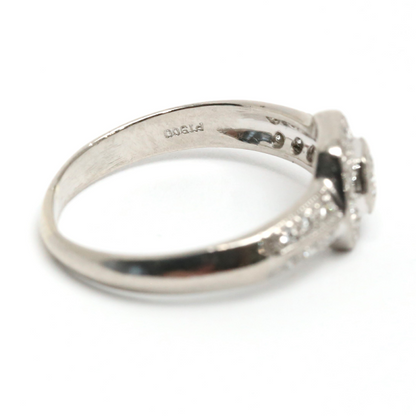 Inel cu Diamante din Platină