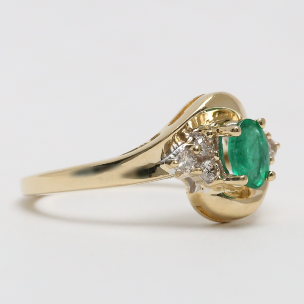 Inel cu Smarald & Diamante din Aur Galben 14k