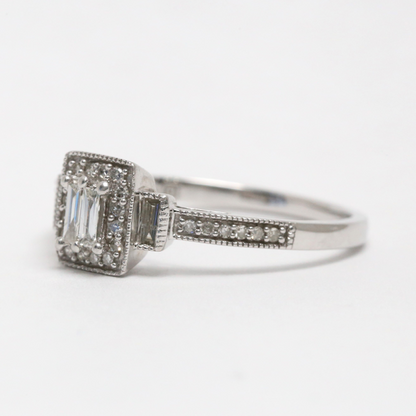 Inel cu Diamante din Aur Alb 10k