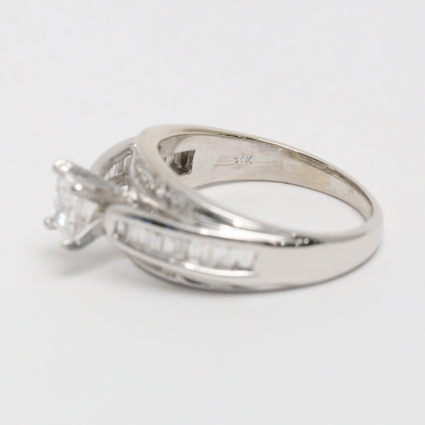 Inel Logodnă cu Diamante din Aur Alb 14k